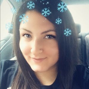 Meet your Posher, Kelley